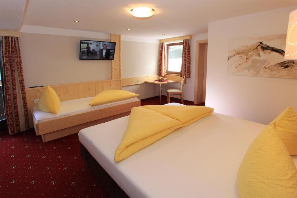 Haus Stefanie Hotel Solden Bilik gambar